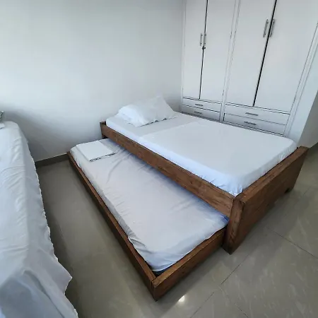 Modernos - Edif Conquistador Apartment *